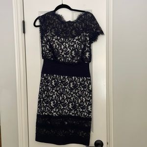 Women’s Tadashi Shoji lace dress